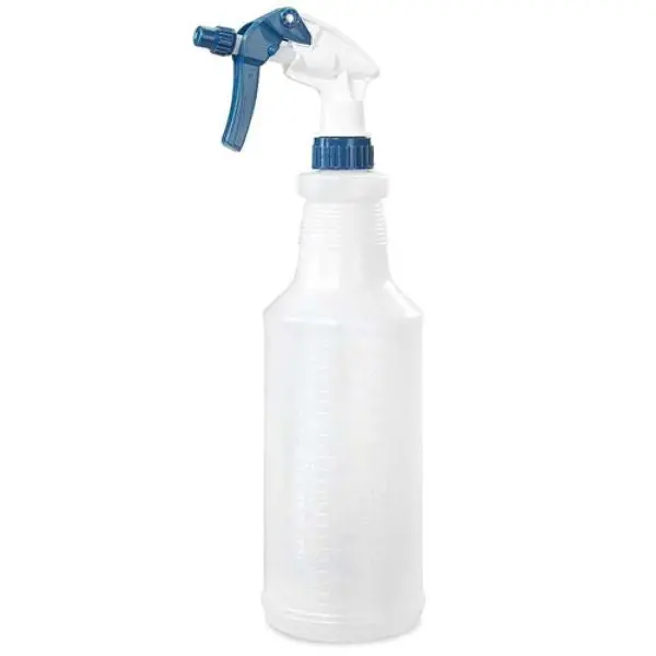 32 Ounce Plastic Spray Bottle 1