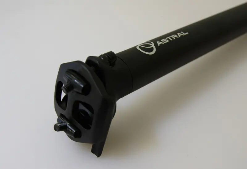 Astral O.N.S. Seatpost 1