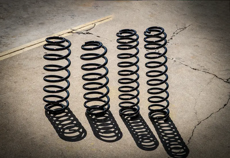 Fabtech 3.0インチコイルセット (Jl) 1