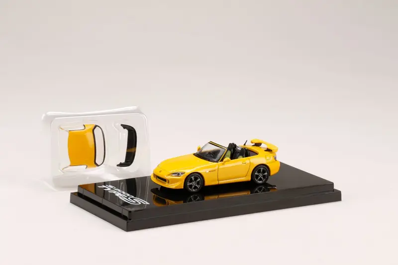 Hobby Japan 1:64 Honda S2000 (Ap2) New Indy Yellow Pearl With Removable Hardtop 1