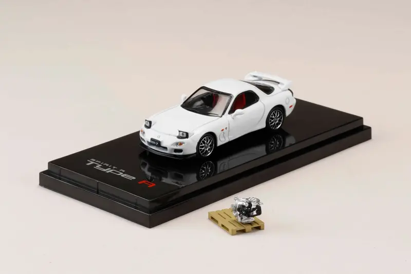 Hobby Japan 1:64 Mazda Rx-7 (Fd3s) Spirit-R Type In Pure White With Engine Display Model 1