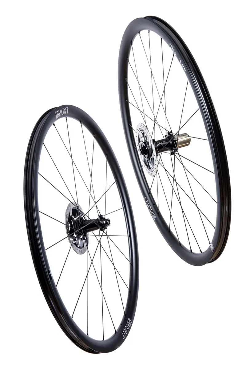 Hunt 30 Carbon Aero Disc Wheelset 1