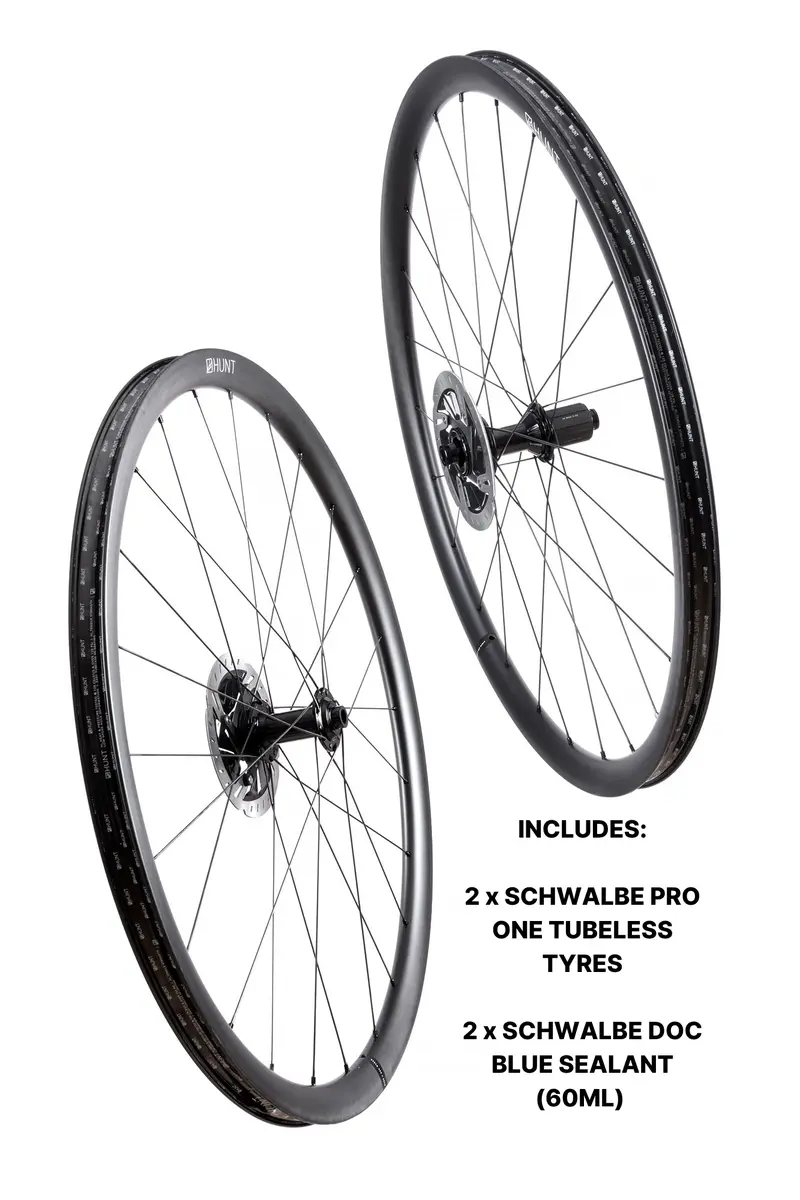Hunt 30 Carbon Disc Wheelset (Tyres & Sealant Included) 1