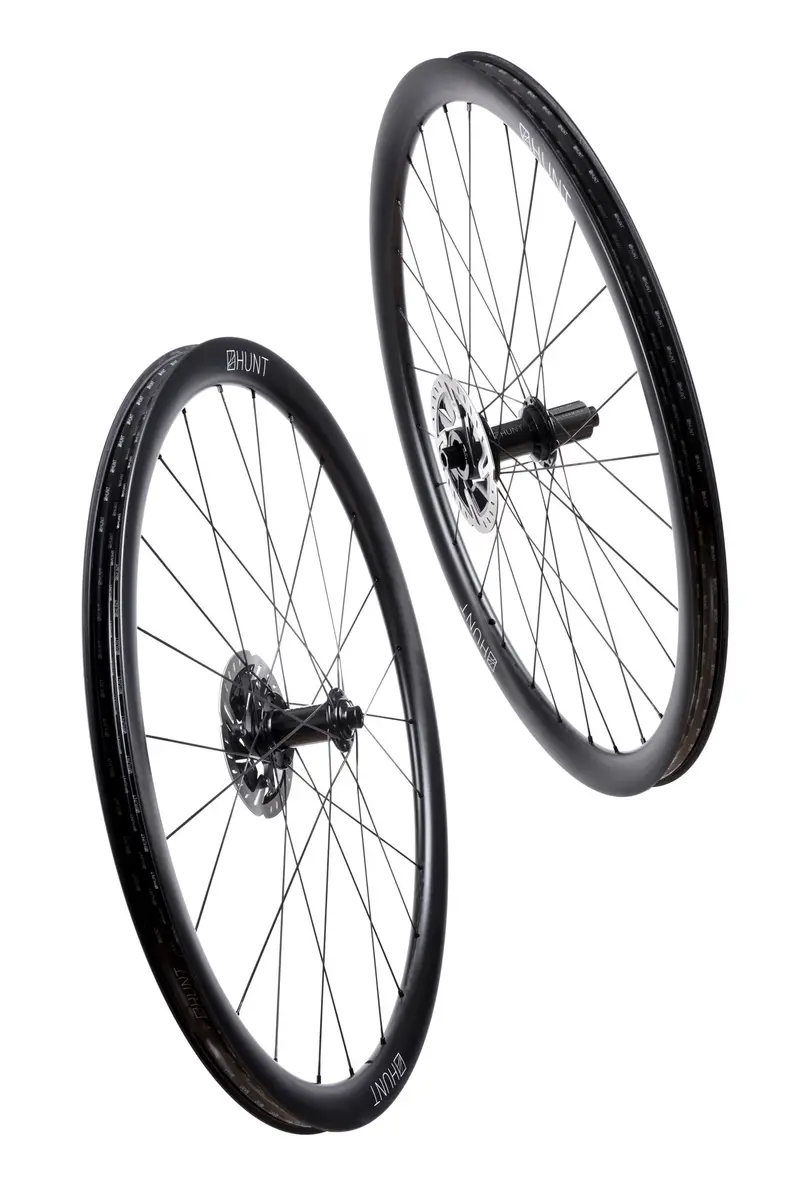 Hunt 35 Carbon Gravel Hookless X-Wide Wheelset 1