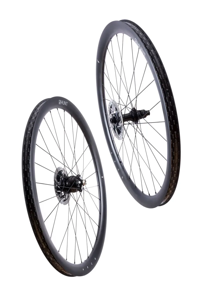 Hunt 40 Carbon Gravel Dynamo Wheelset 1