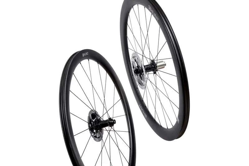 Hunt 4050 Carbon Aero Disc Wheelset 1