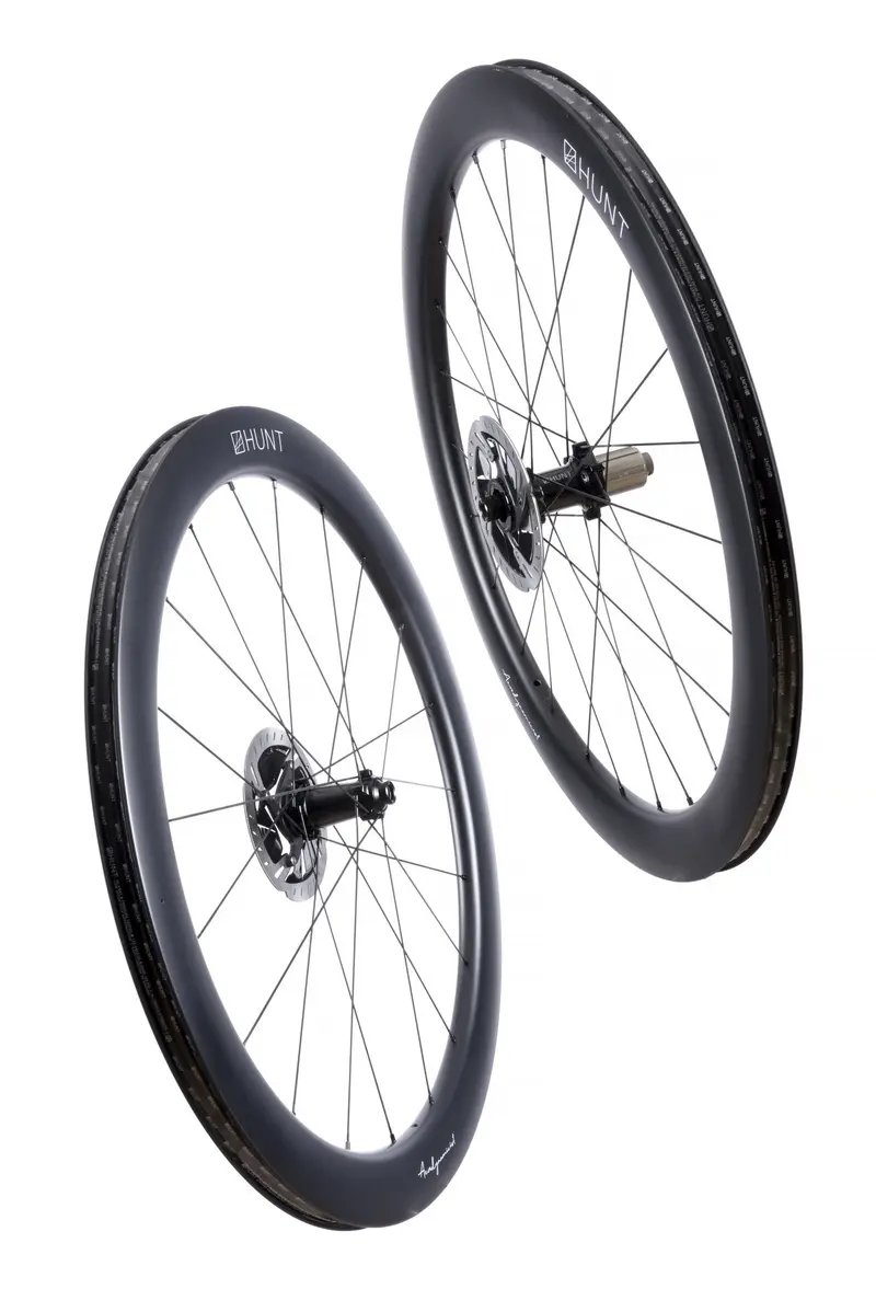 Hunt 54 Aerodynamicist Carbon Disc Wheelset 1