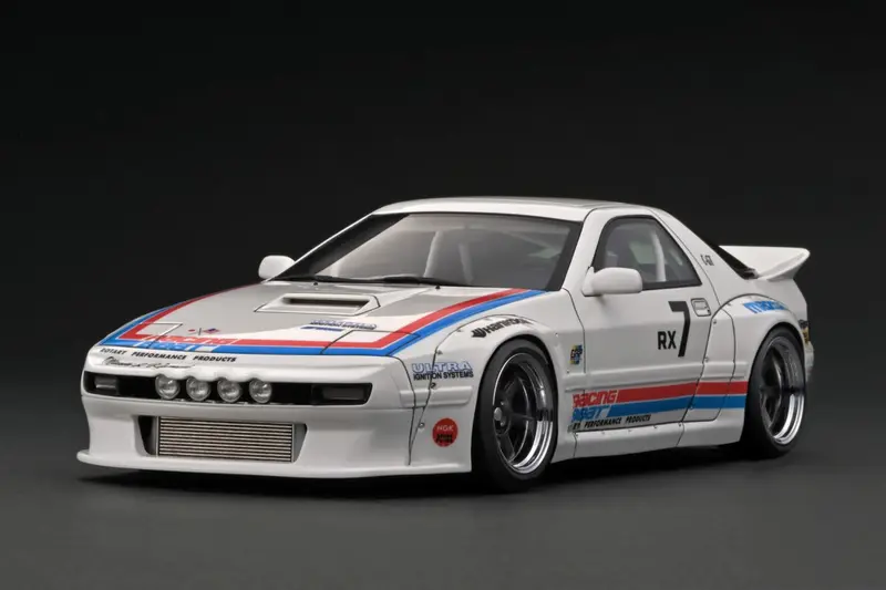 Ignition Model 1:18 Mazda Rx-7 (Fc3s) Pandem In White 1