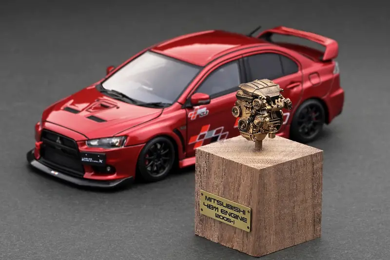 Ignition Model 1:43 Mitsubishi Lancer Evolution X (Cz4a) Red Metallic With 4B11 Gold Engine Display 1