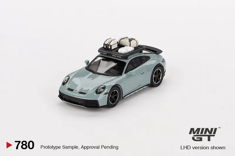 Mini Gt 1:64 Porsche 911 Dakar Shade Green Metallic 1