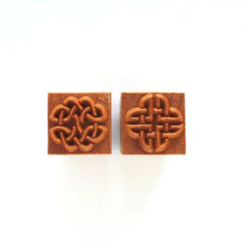 Mkm Ssm 043 Medium Square Stamp - Celtic Knots 1