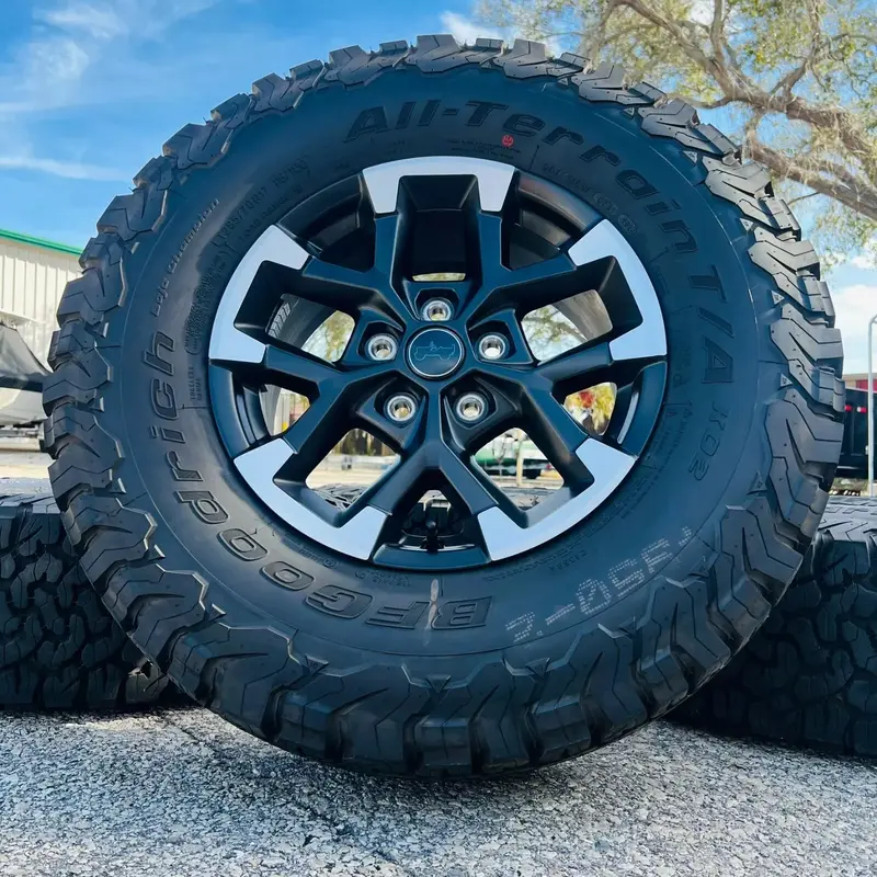 Mopar 純正 2024 Jeep ホイール | ブラック (Jl/Jt専用) 1
