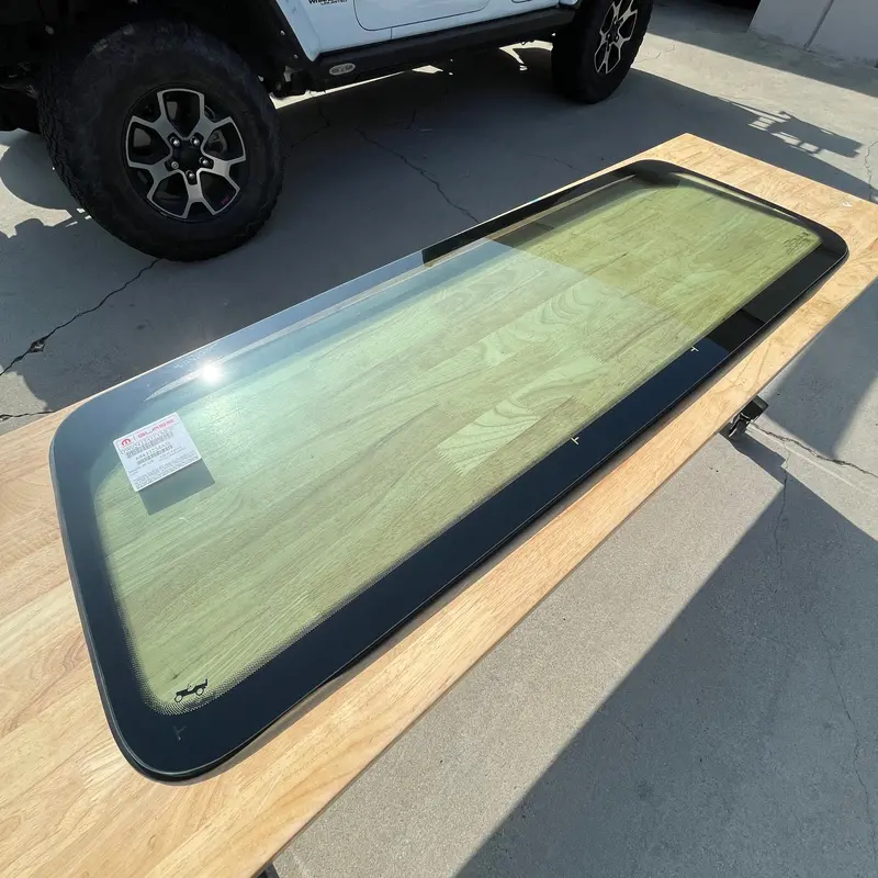 Mopar 純正フロントガラス (Jl/Jt共通) 1