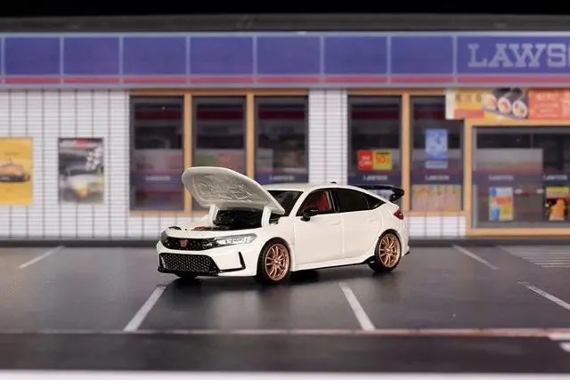 Motorhelix 1:64 Honda Civic Type-R (Fl5) In Championship White 1