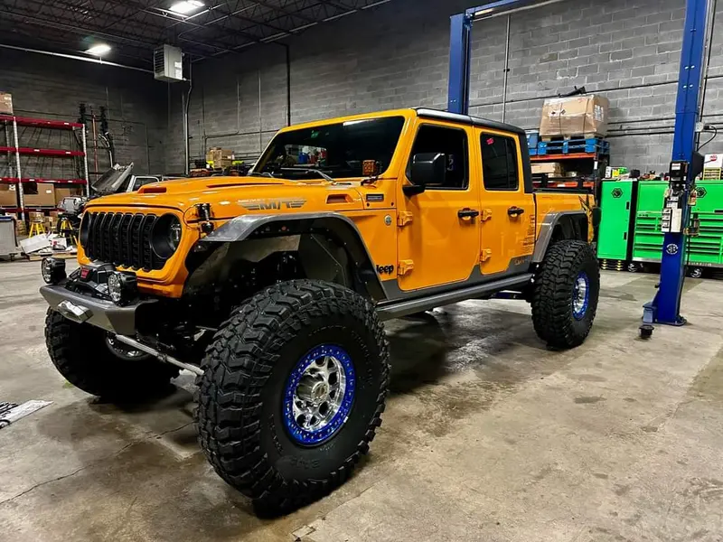 Next Venture Motorsports リアアルミニウム ハイラインフェンダー(Jt) 1