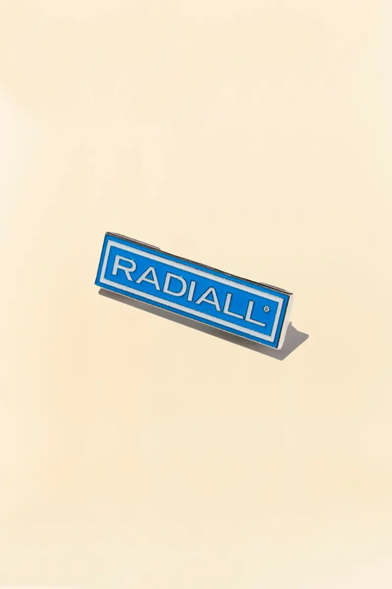 Radiall Wheels Metal Pin 1