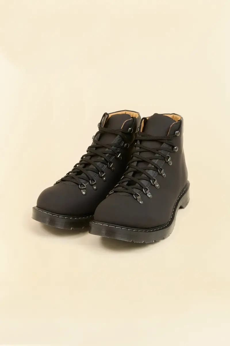 Solovair Urban Hiker - Black Greasy 1