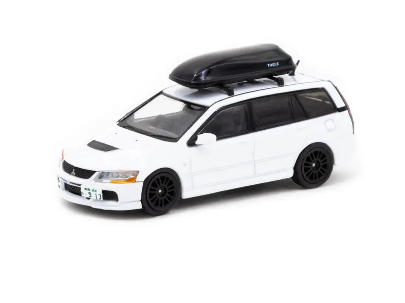 Tarmac Works 1:64 Mitsubishi Lancer Evolution Wagon White 1