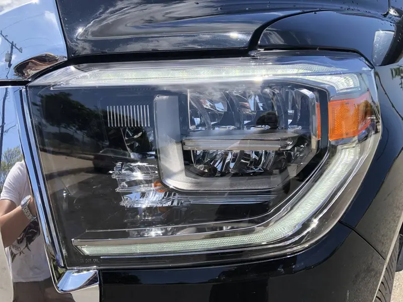 Us Toyota純正 Ledヘッドランプ (2Nd タンドラ) 1