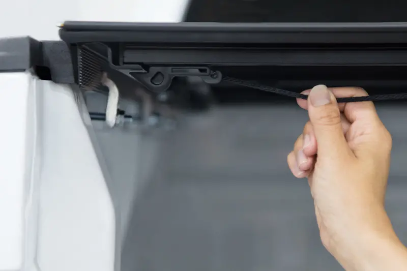 Lomax B0050089 Lomax Professional Series Tonneau Cover 1